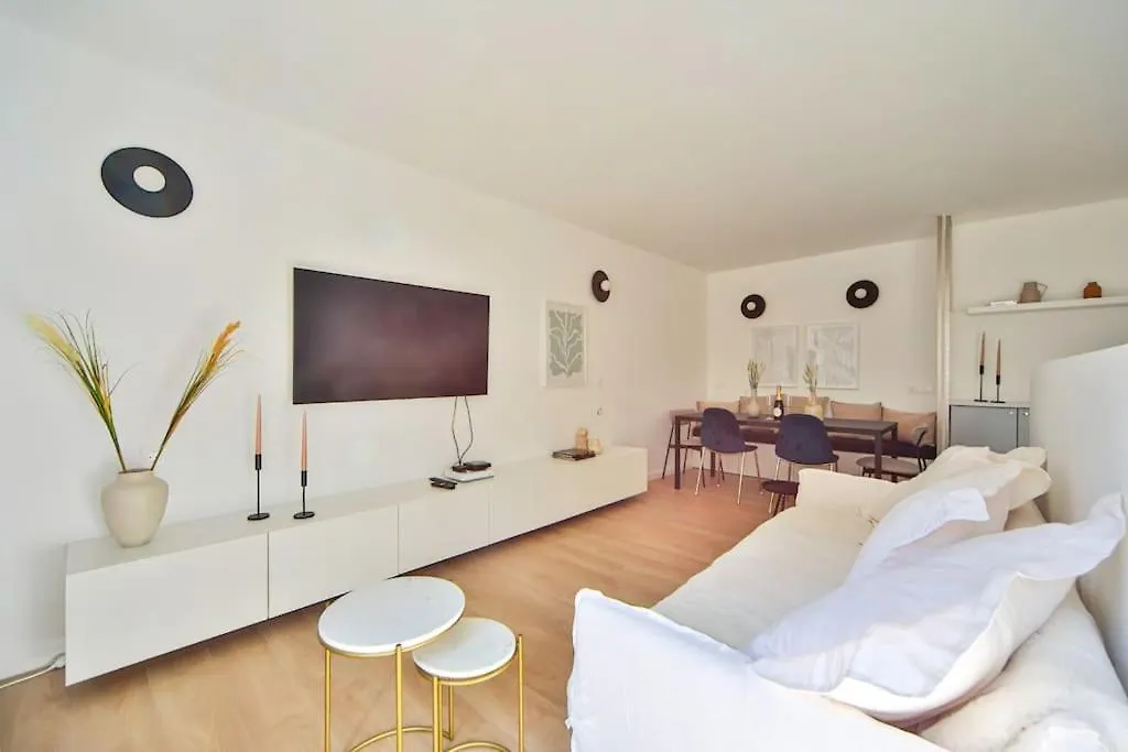 Apartment Tres Bel 8p Canal Saint Martin Paris
